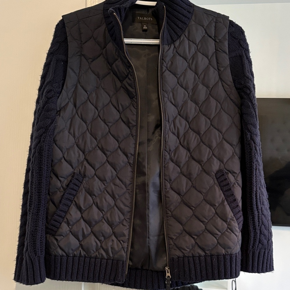Talbots Navy Quilted Knit Sleeve Jacket ⭐️